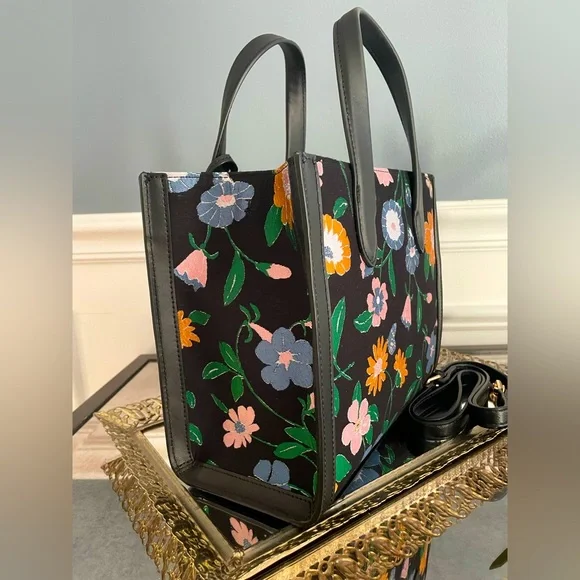 ❌On Hold Kate Spade Manhattan Floral Jacquard Small Tote - Picture 8 of 13